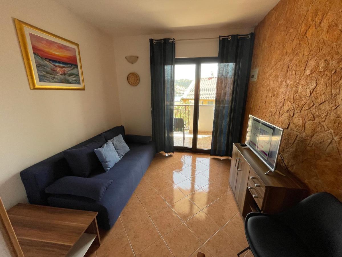 Apartment Jakasa Trogir Extérieur photo